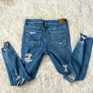 AMERICAN EAGLE SKINNY JEANS